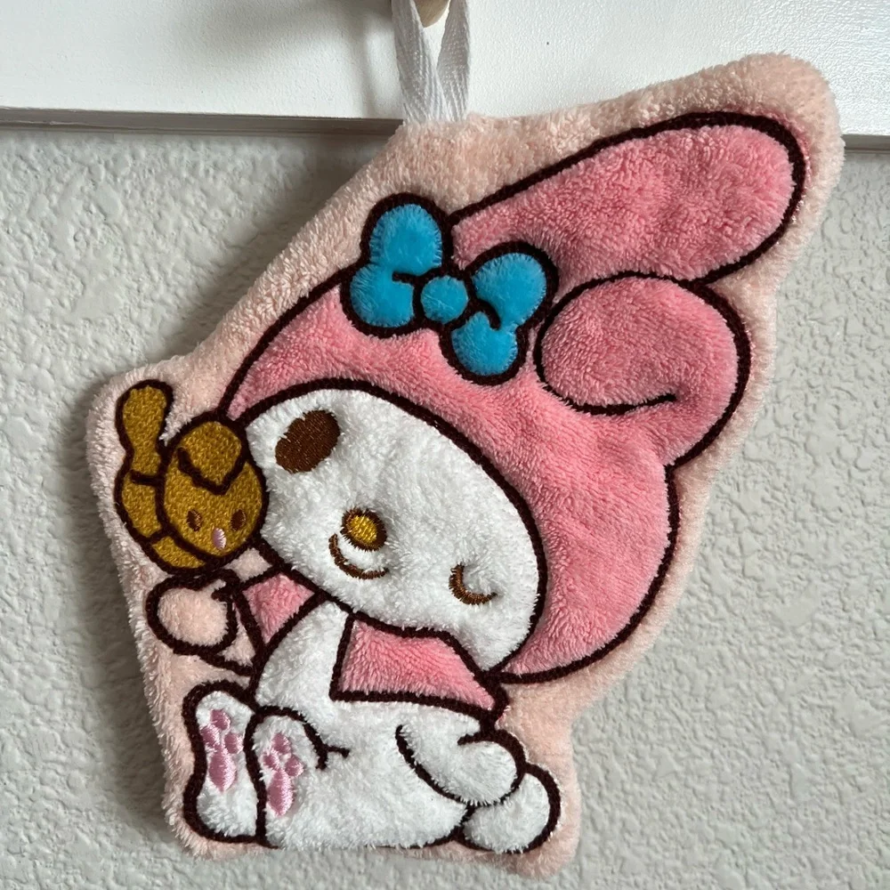 NWOT Hello Kitty My Melody Whimsical Cartoon Ultra Absorbing Soft Hand Towel
